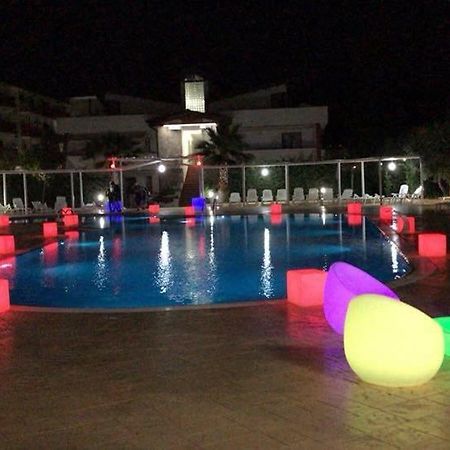 Suite Hotel Dominicus กริโซเลีย ภายนอก รูปภาพ